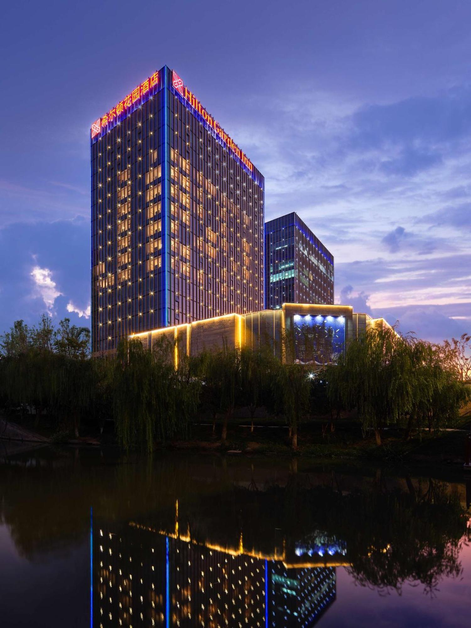 Hilton Garden Inn Hangzhou Xixi Zijingang Exterior photo